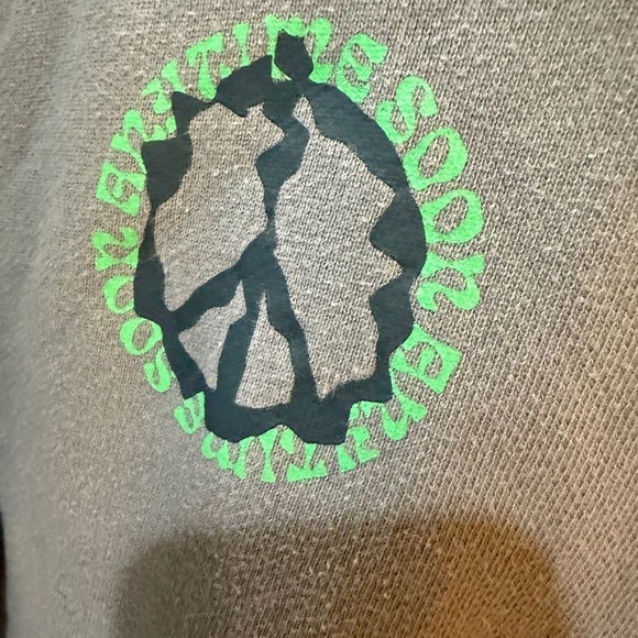 H&M Relaxed Fit Gray Sweatshirt Well Worn look faded color - Picture 2 of 5